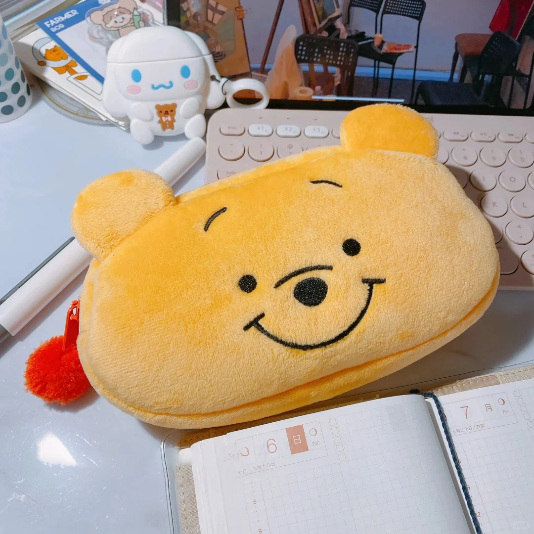 مقلمة ويني ذا بوه من القطيفة على شكل حيوانات، صندو...