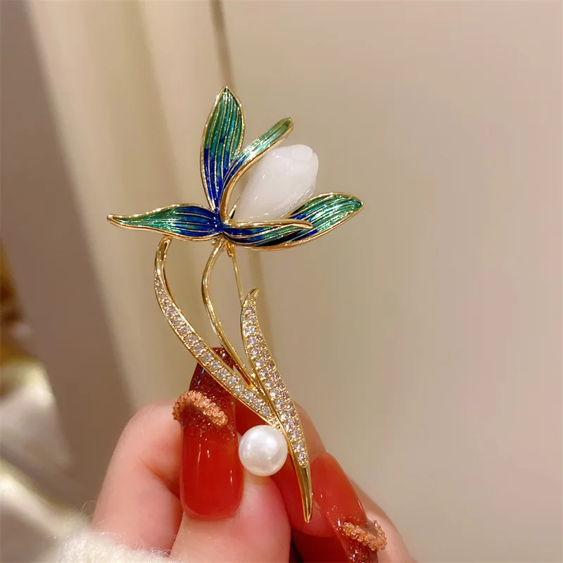 Spille Per Le Donne Elegante Lussuoso Olio Di Goccia Magnolia Matrimonio Bianco Crea Accessori Per Mantella Di Perle Regalo Di Gioielli Squisiti