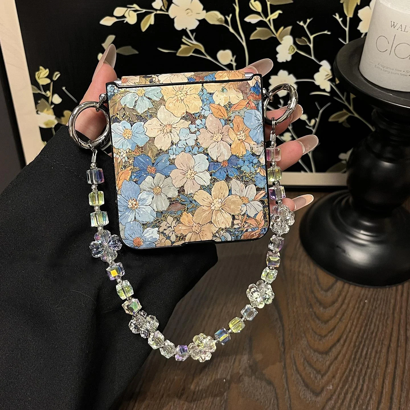Korean Luxury Retro Blue Flower Rope Phone Case - Shockproof Back Cover