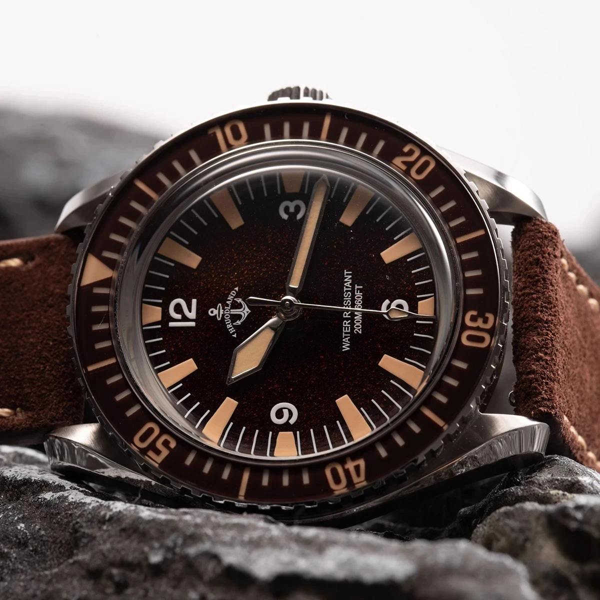 2024 Hruodland New Retro Sports Men watch NH35 Automatic Mechanical Stainless Steel Brown Leather Diving Wristwatch reloj hombre