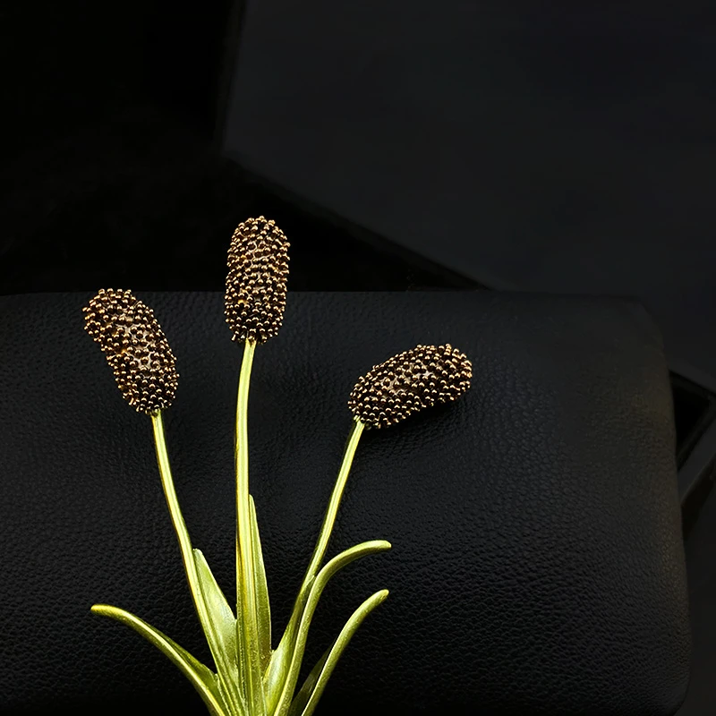 1212 High-Grade Enamel Flower Grass Brooch Fashion Sweater Suit Accessories Women's Luxury Clothes Neckline Pin Jewelry Gifts