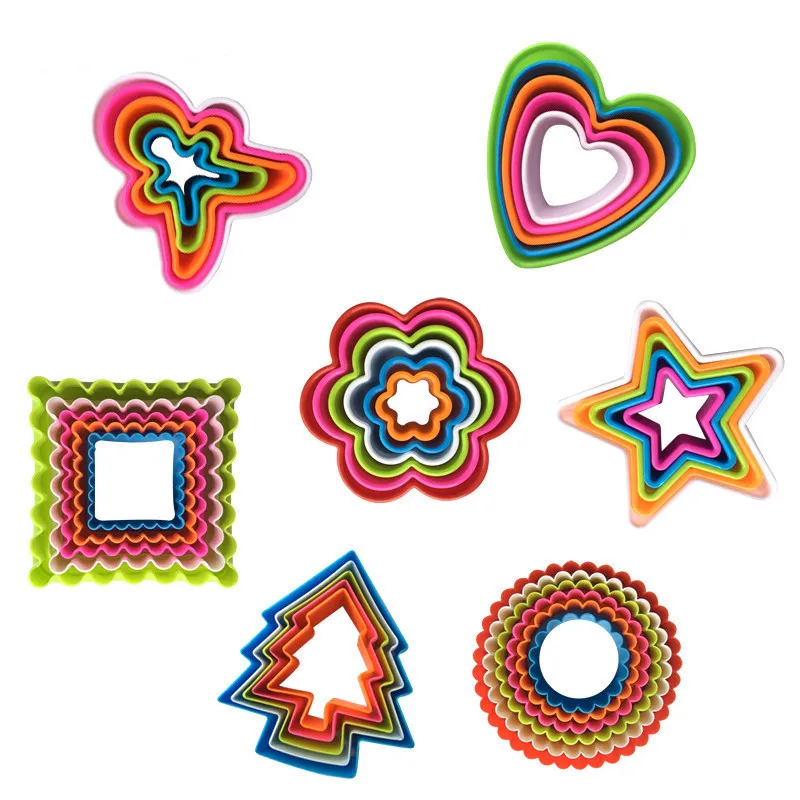 

5Pcs/set Plastic Heart Cookies Cutter Molds Biscuit Plunger Forms DIY Christmas Party Gift Kitchen Baking Tools