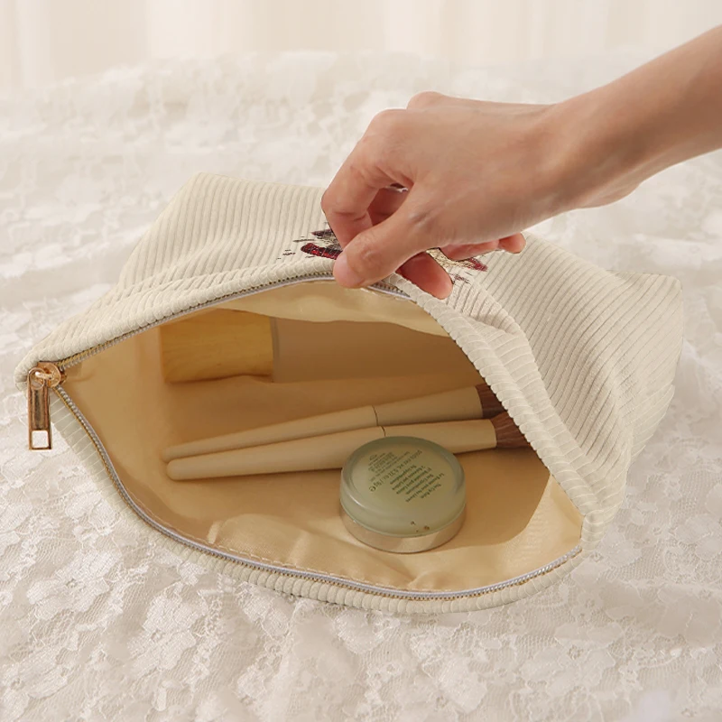 1 Christmas themed corduroy makeup bag, lightweight zipper makeup storage box, multifunctional bag with lining