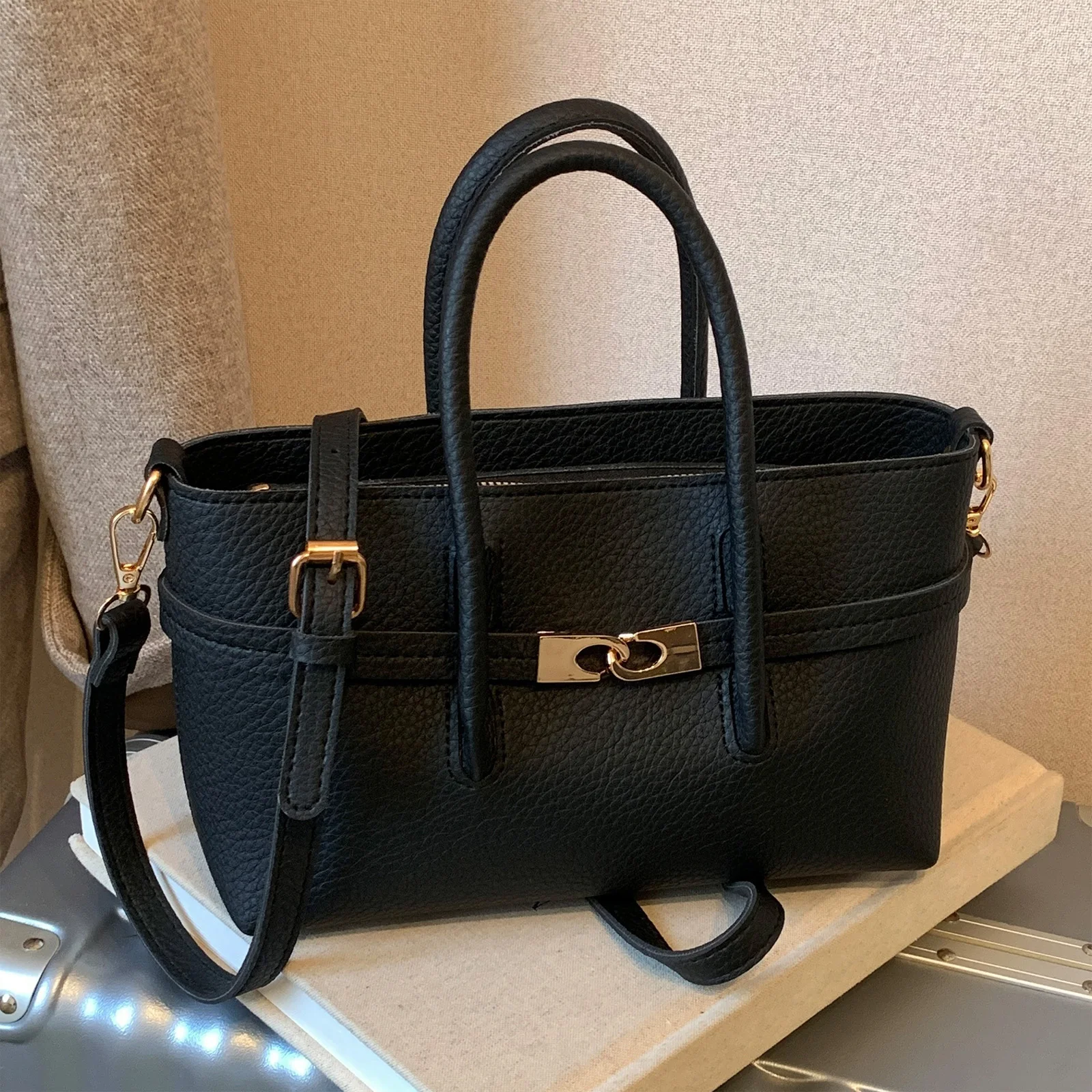 Designer Handbag with Adjustable Strap Small Crossbody Bag Trendy Shoulder Purse for Women Work Shopping Travel