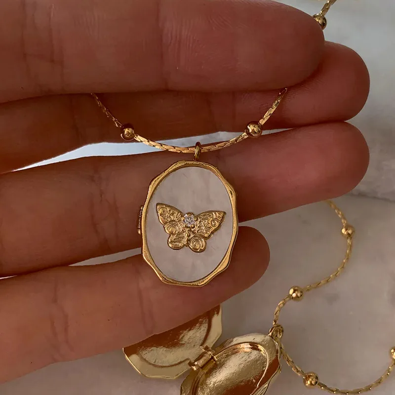 

Butterfly Shell Can Open and Close Photo Album Pendant Necklace for Women Jewelry Gifts