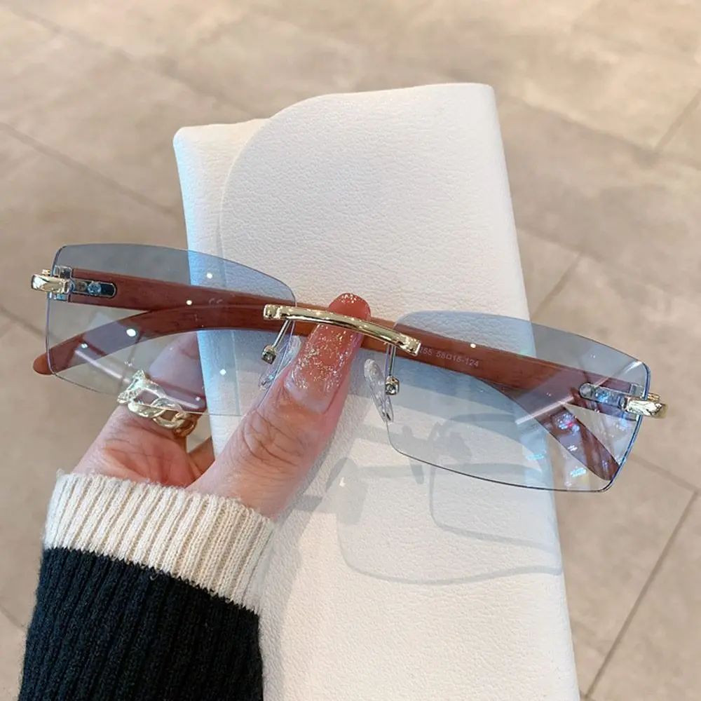 Chic Gradient Punk Rectangle Sunglasses with UV400 Protection