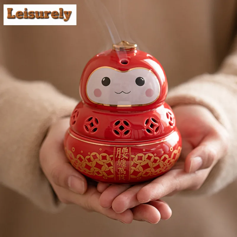 Fortune Wallow In Money Cute Small Red Person Incense Holder Luxury Diffuser Smell Distributor For Tea Accessories Collection