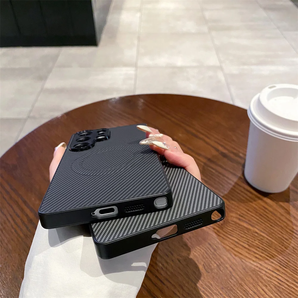 حافظة هاتف مغناطيسية من ألياف الكربون لهاتف سامسون...