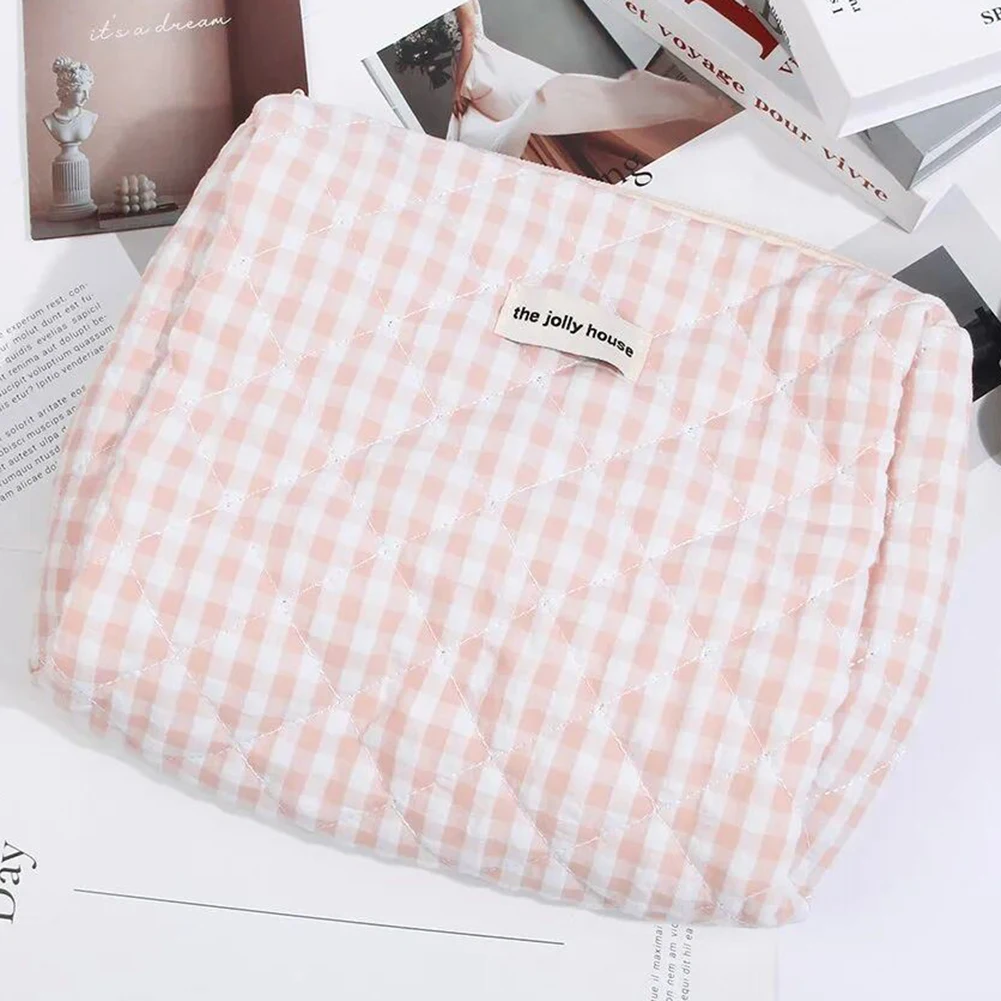 Plaid Checkered Cosmetic Zipper Pouch Quilted Makeup Organizer Storage Bag Cotton Cosmetic Organizer Case for Women and Girls