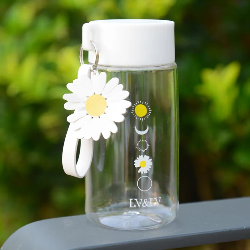 500ml Water Bottle Cute Daisy BPA Free Water Bottle with Rope Portable Drinkware Plastic Creative Frosted Travel Tea Cup