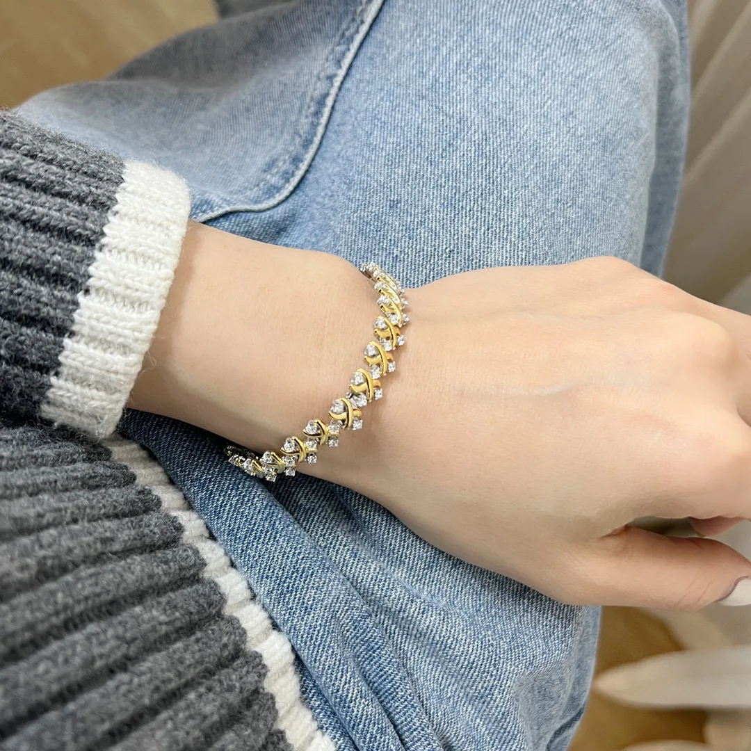 Share 133+ popular bracelet brands kidsdream.edu.vn