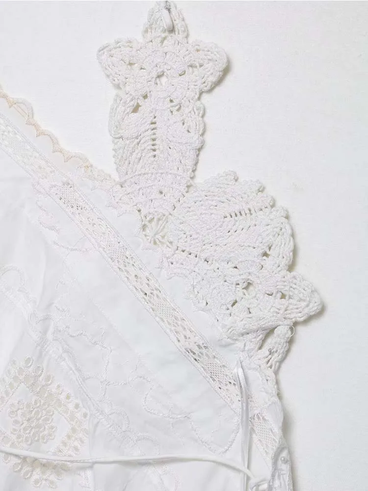 New Women Embroidery Halter Fashion Elegant Crop Tie Top Woman 2025 Sleeveless Backless Short Tops Women Sexy Elegant Party Top