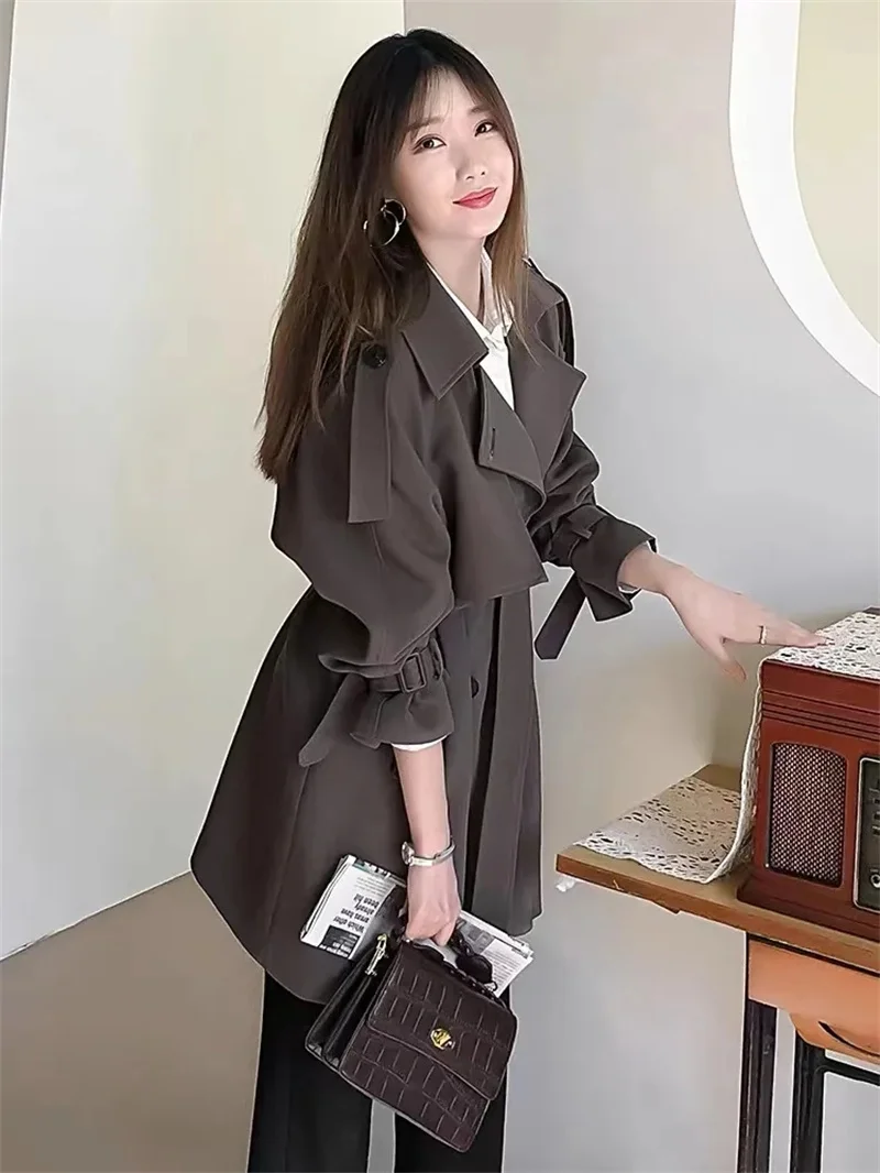 2023 Autumn New Korean Version Temperament Loose Outside Wear Commuter Goddess Fan Thin Trench Coat Solid Color Single Breasted