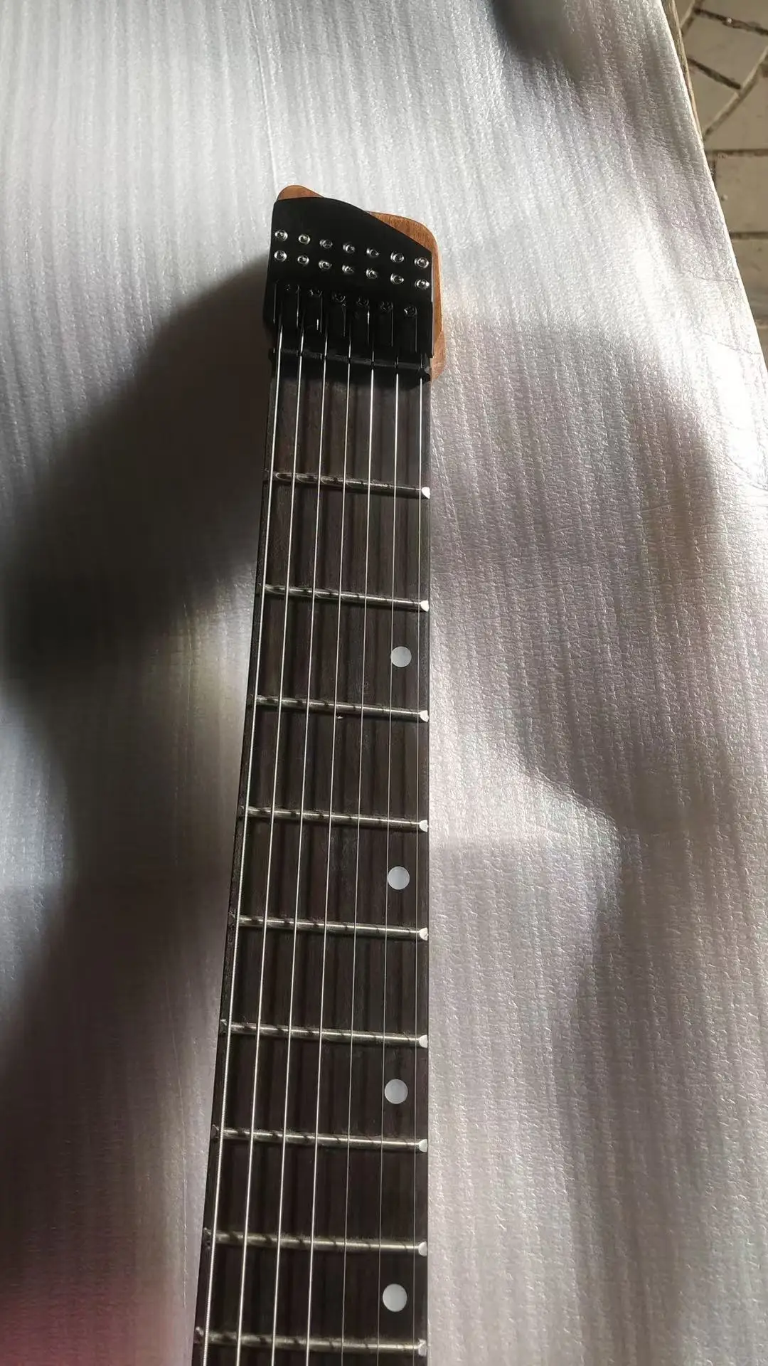 7 String Headless Electric Guitar Support Customize