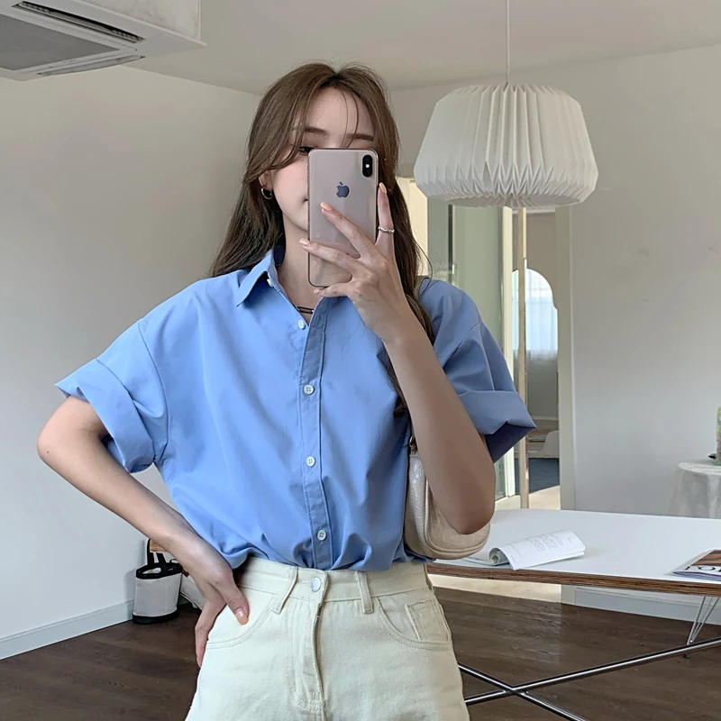 Short Sleeved Shirt Women's Summer New Thin Design Sense Niche Shirt Retro Hong Kong Style Chic Top 266