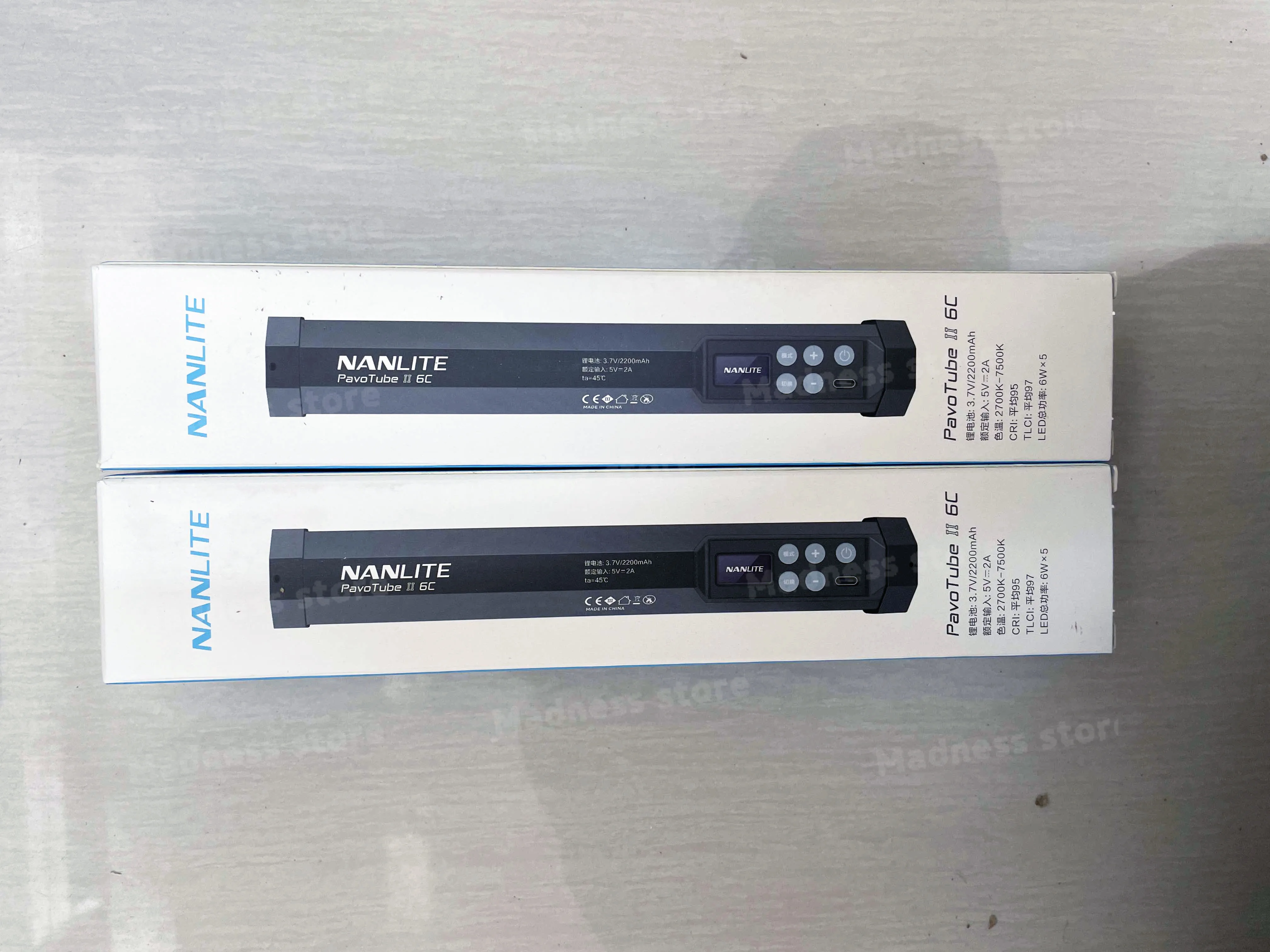 Nanlite PavoTube II 6C LED RGB soft light Tube Portable
