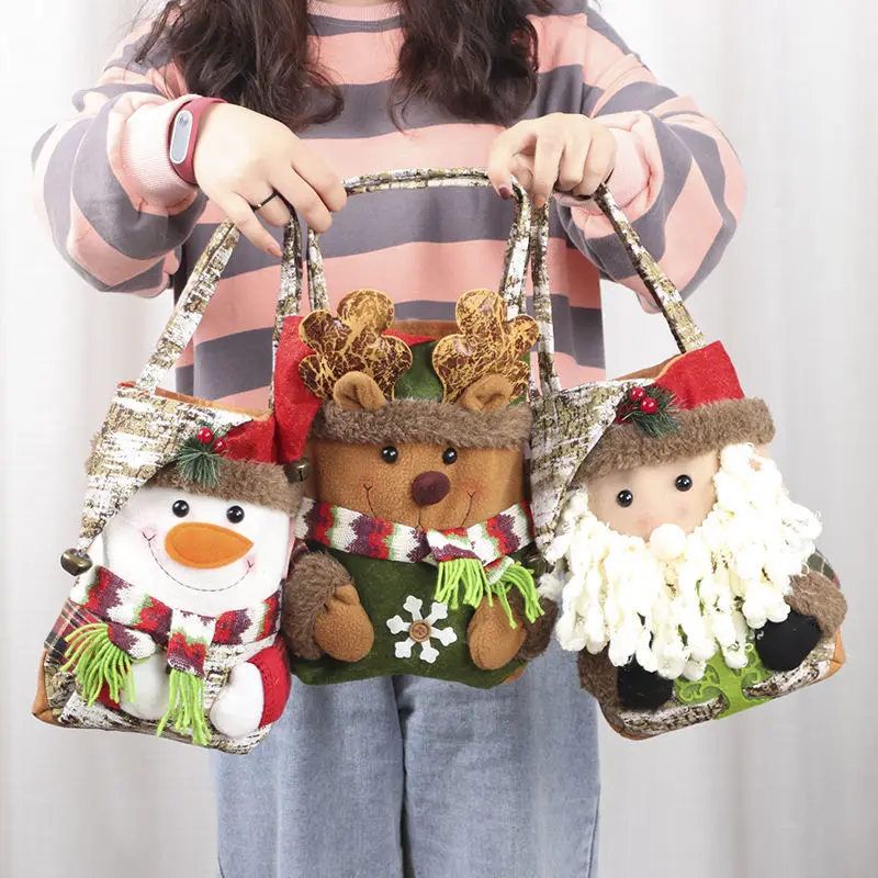 

Christmas Handheld Decorative Gift Bag Carrying Apples for Children on Christmas Eve Happy New Year Gift Decoration Scene