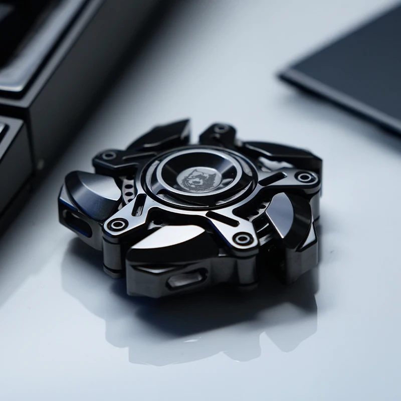 KTS Origin Five Leaf Spinner Linkage Magnetic Open Stress Relief