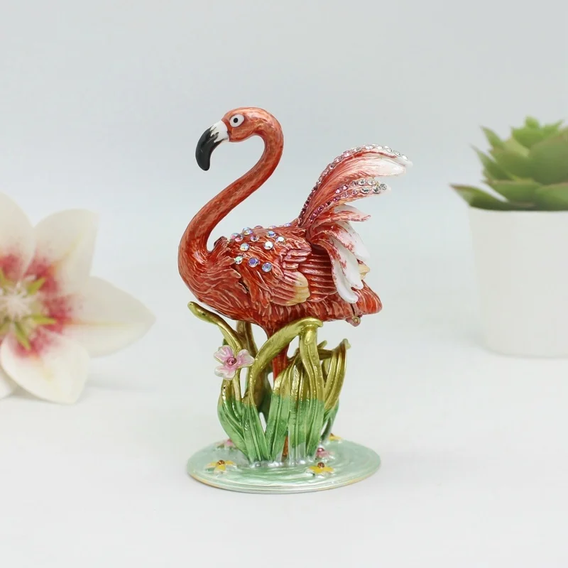 Flamingo Trinket Box Metal Enameled Bird Animal Figurines Collectable Wedding Jewelry Ring Holder Organizer mini storage boxes