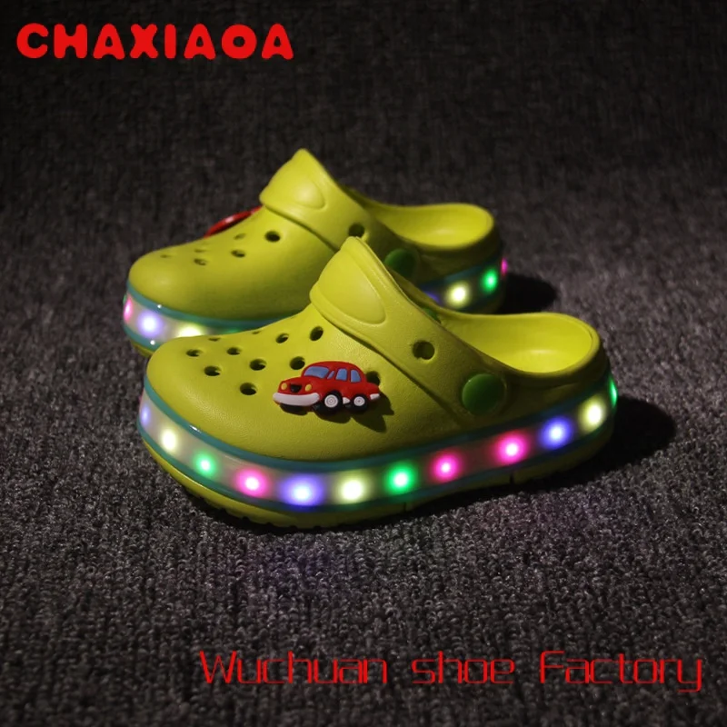 

Boys and Girls Summer Fashion Children's LED Flashing EVA Clogs Shoes Factory Antiskid Kids Slippers Beach Sandals Slipper