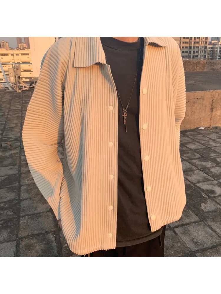 

Marked Miyake pleated simple lapel long sleeve shirt coat JC109 drape loose casual shirt