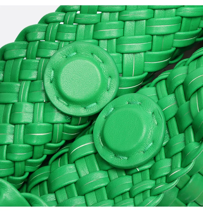 Ein Nischendesign gewebter Handtaschenkorb, modische trendige Umhängetasche mit einer Schulter, Sommer neue vielseitige Mutter und_voghion.com