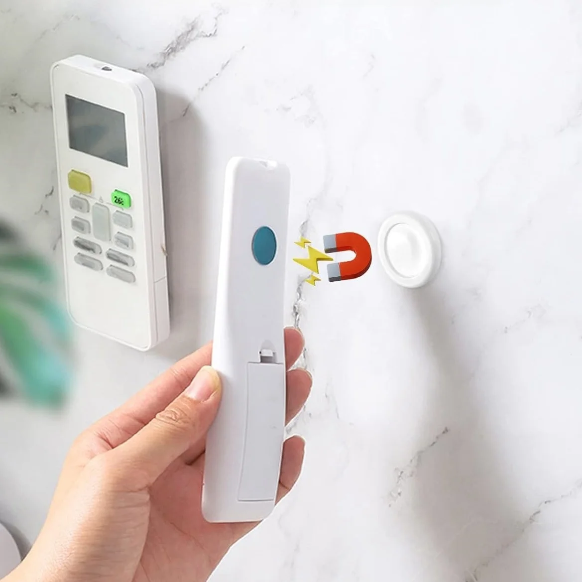 Description Picture 4 of itemA Circular Storage Hook Multi-Purpose Wall Mounted Fixing Tool Hole Free TV And Air Conditioning Remote Control Magnetic