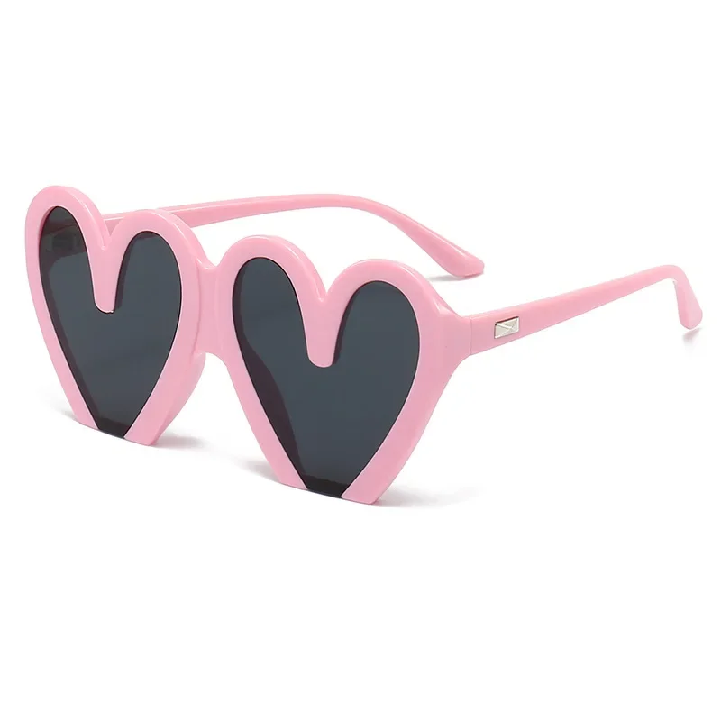 

European and American Style New Heart Glasses Party Trend Love Sunglasses Personality Cute Fashion Glasses