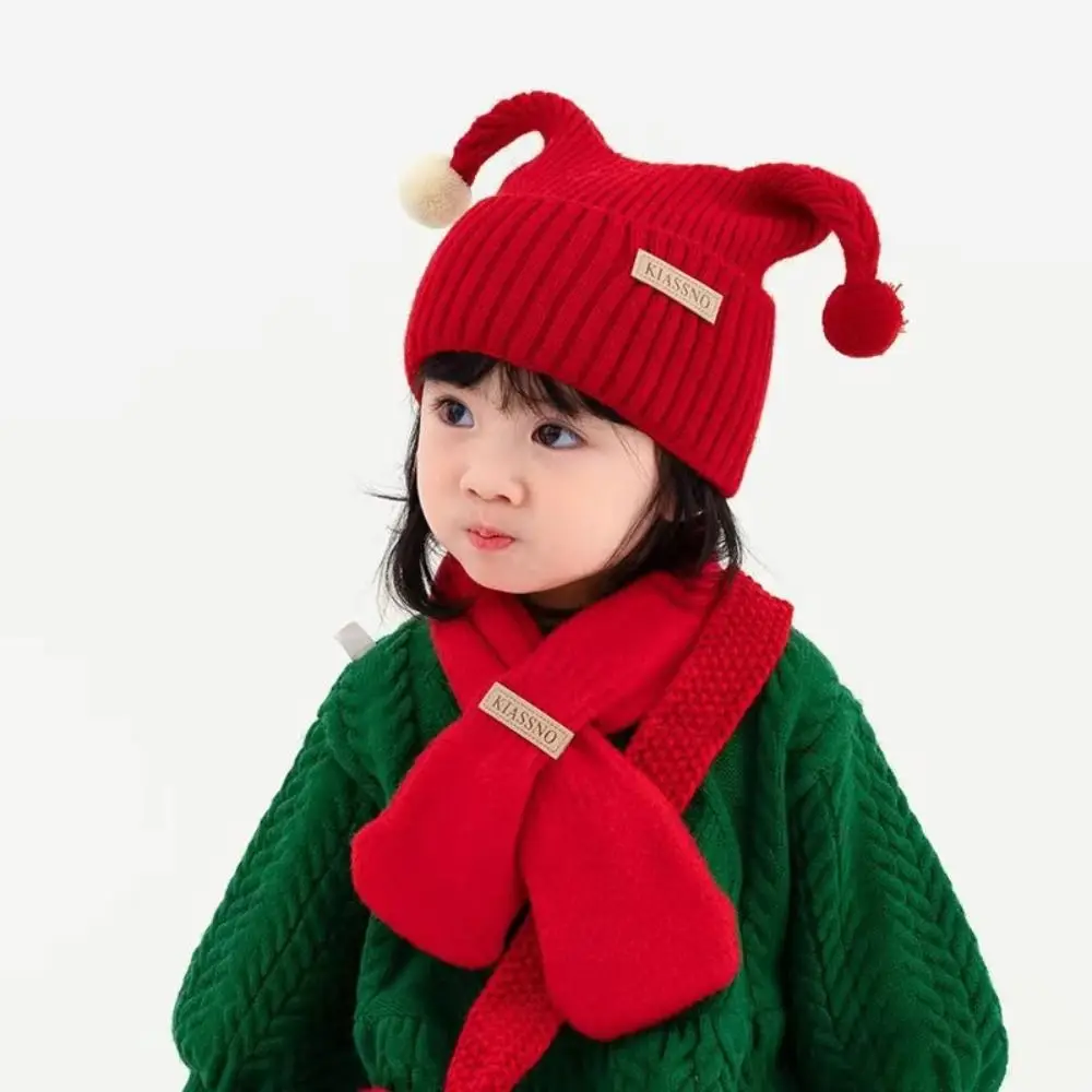 Wool Knitted Baby Hat with Flower Openwork for Winter