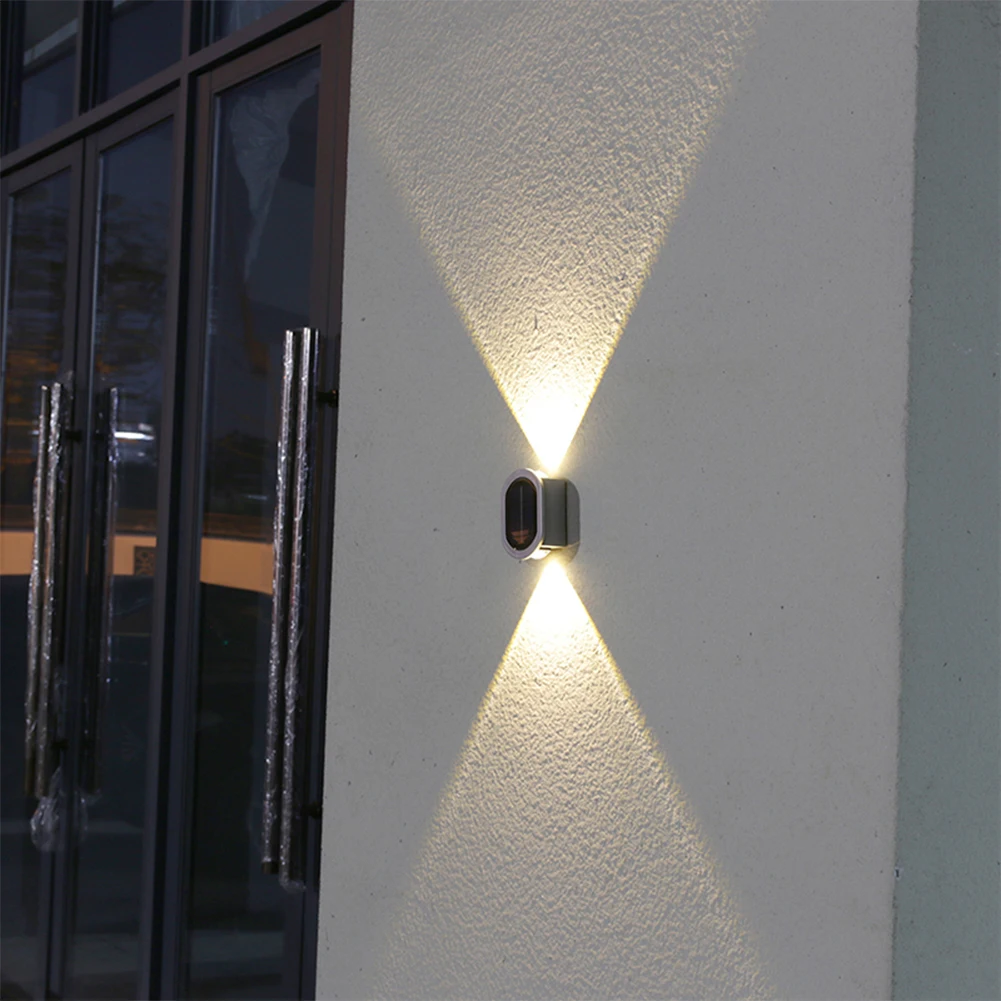 Solar LED Outdoor Wall Lights Plastic Wall Spotlight Waterproof Sensory Switch Easy Installation Adjustable for Courtyard Park