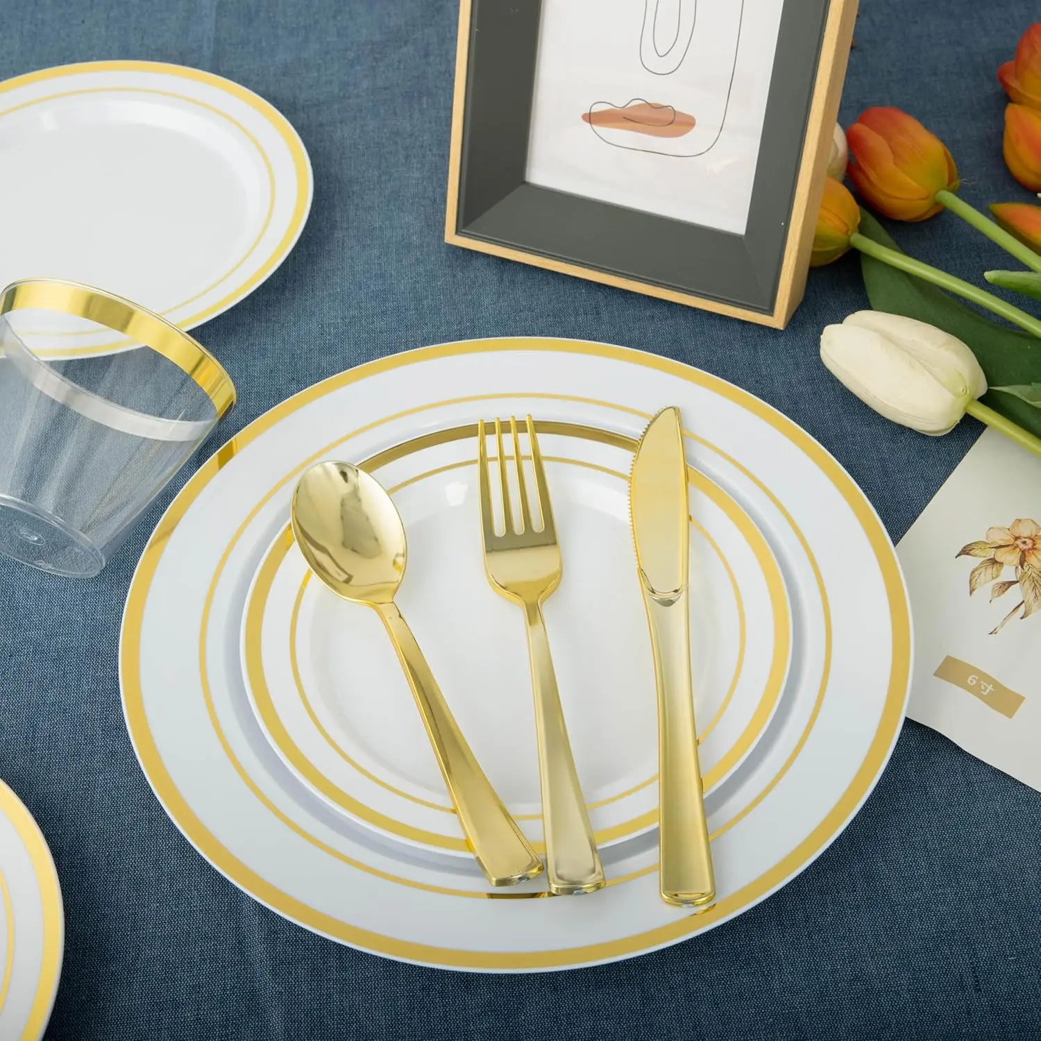 600PCS Disposable Plastic Plates Gold Plastic Dinnerware Set Includes 100 Dinner Plates Dessert Cups Spoons Forks Knives