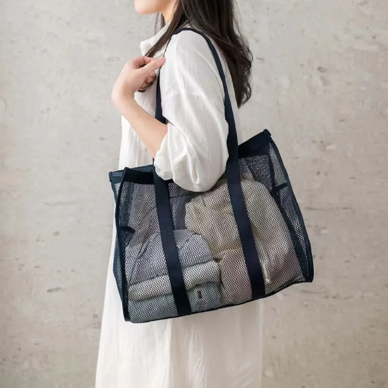 

Вместительная сетчатая дышащая сумка для мытья на плечо, 2023