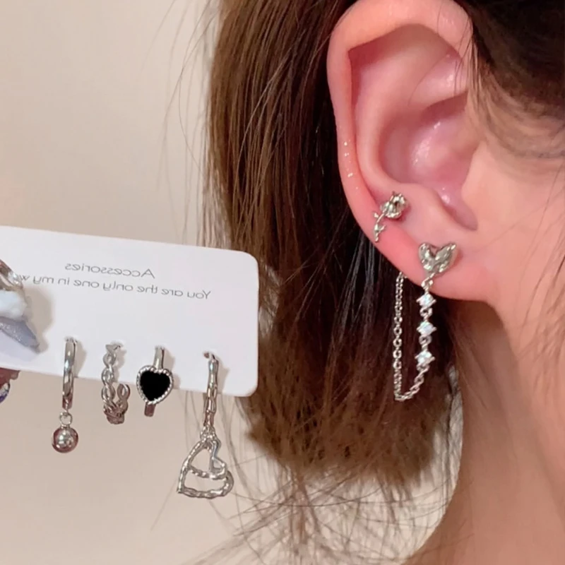 Y2K Love Star Stud Earring for Women Irregular Geometry Punk Vintage Gothtic Shinning Earrings Girls New Fashion Jewelry Gifts