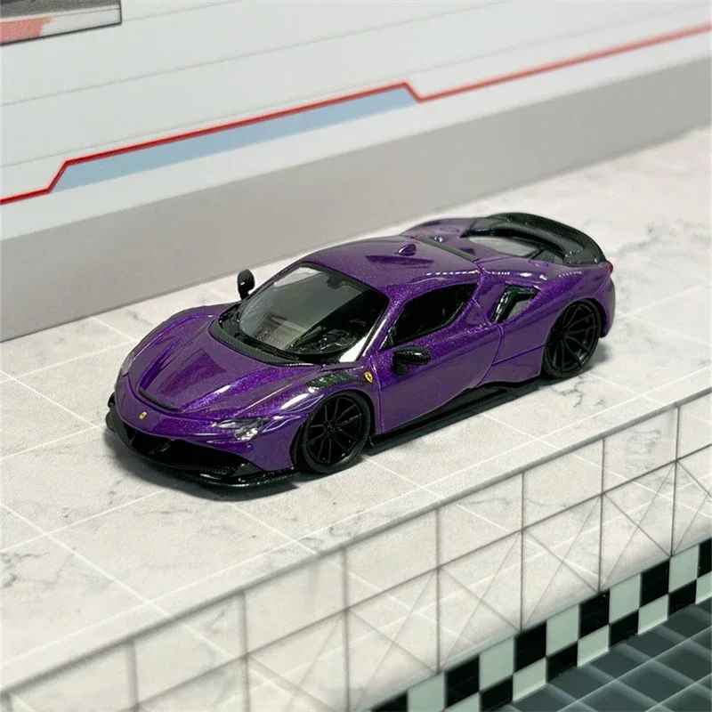 

Тонкая модель 1:64 novitec SF90, литой коллекционный миниатюрный автомобиль