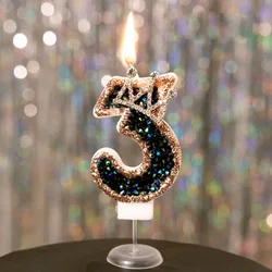 Elegant Glitter Rhinestone Birthday Candle with Crown Design (3)