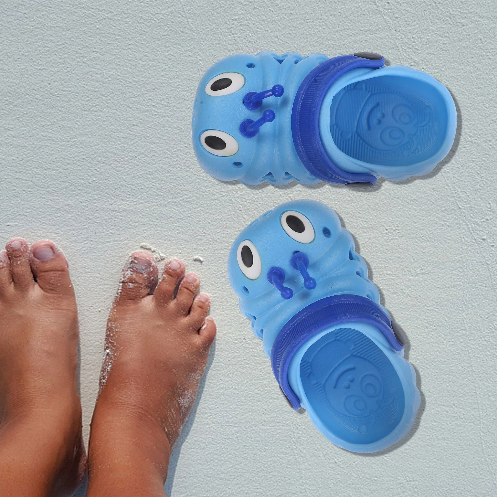 

1 Pair of Kids Slippers Cartoon Caterpillar Slippers Summer Shoes Outdoor Sandals