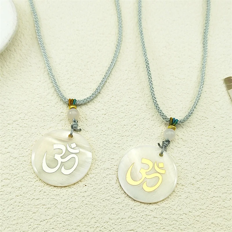 Böhmen Shell Yoga Om Aum Symbol Anhänger Halskette für Frauen Männer Baumwolle Seil Kette Runde Medaille Religion Buddhismus Amulett Schmuck