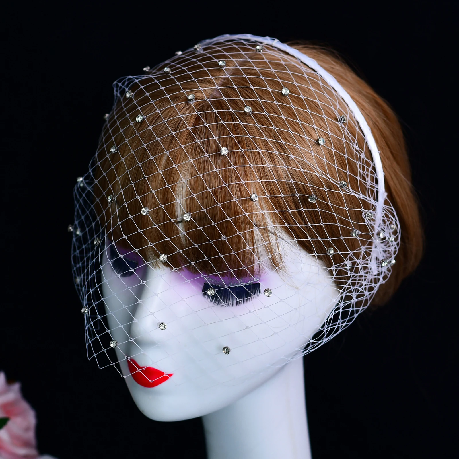 Short Wedding Veil Bridal Simple Detachable Blusher Veil Russian Tulle Cage Rhinestones Beaded Wedding Bridal Accessories VA06 bridal veil
