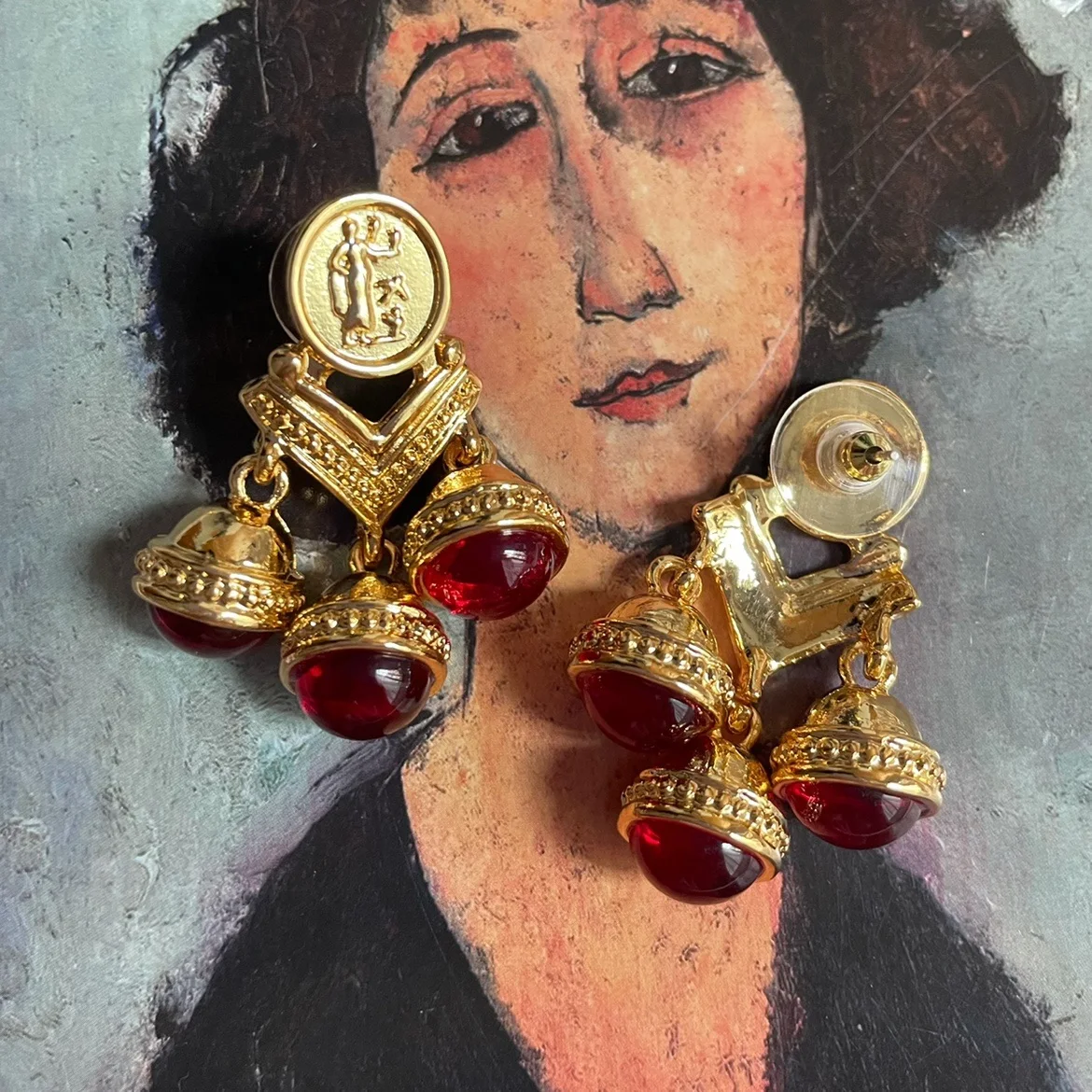 Vintage red glass bell eardrop court embossed gold coin stud earrings for women