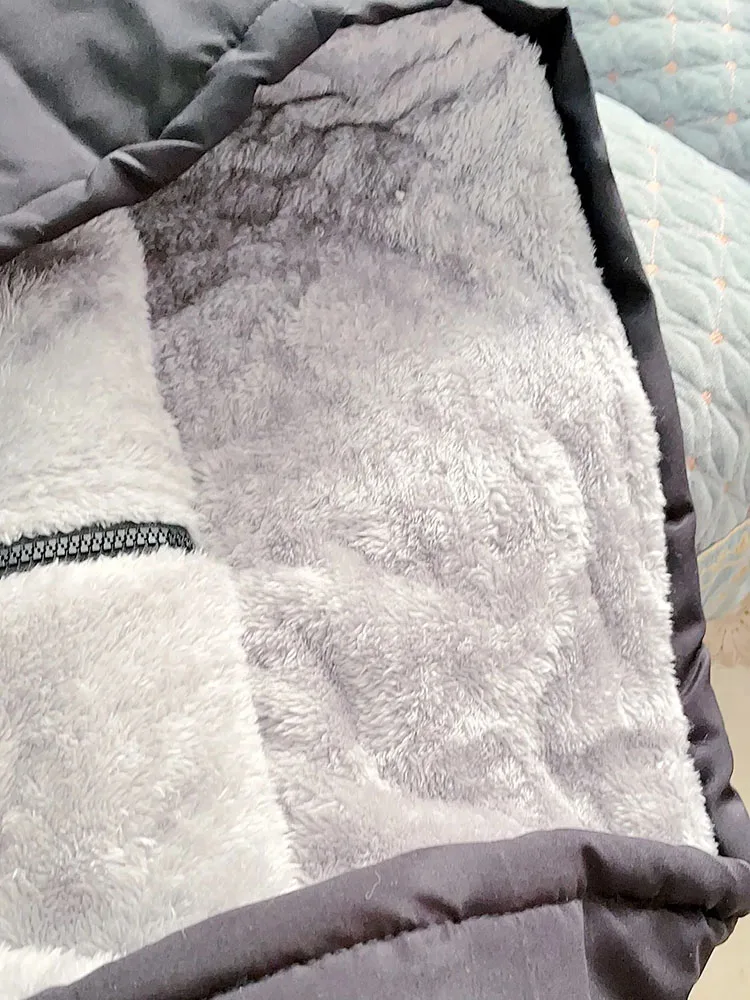 Рисунок 5 - Свободные зимние женские парки из овечьей шерсти