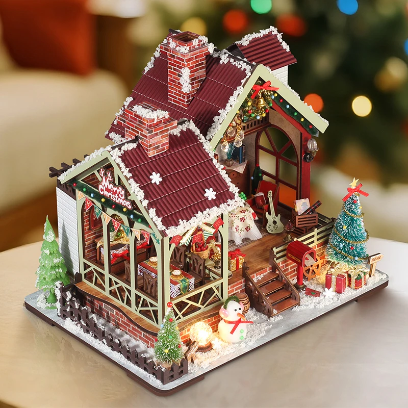 DIY Wooden Warm Christmas Casa Figurines Miniatures Dollhouse