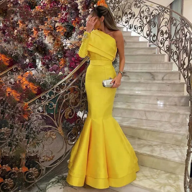 

Glitter Yellow One Shoulder Beads Sequined Formal Long Prom Dress Dubai Arabic Robe De Soiree Party Evening Gown
