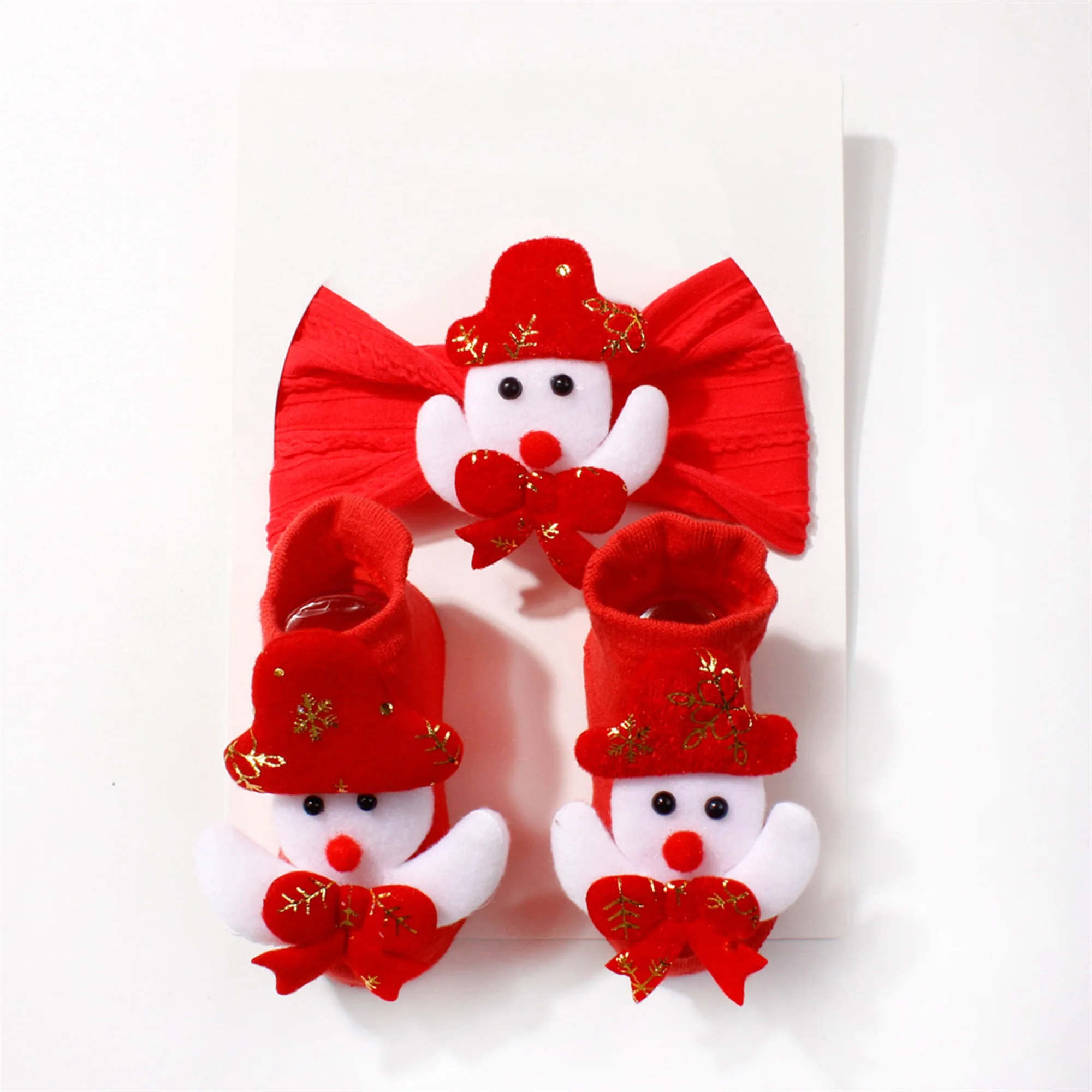 Adorable Baby Boy Christmas Hat Mittens Set Stylish Festive Reindeer Mittens and Hat Infant Trendy Baptism Clothing Accessory