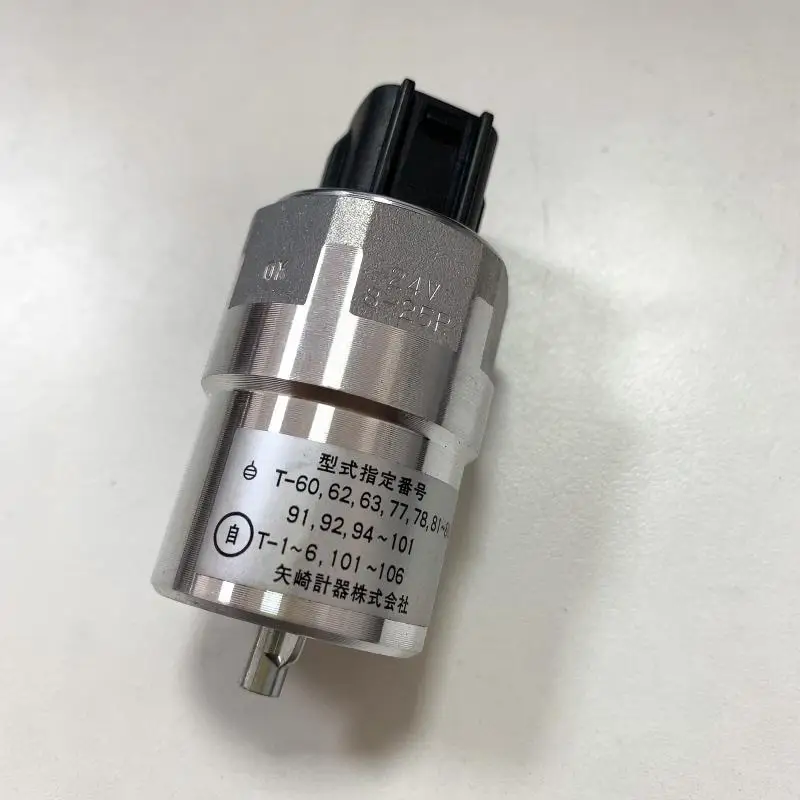 25565-32Z01 MK421138 26335-00Z60 MK387458 MK345796 주행거리계 센서 4핀 24V 8-25P (UD FP6 트럭 부품용)