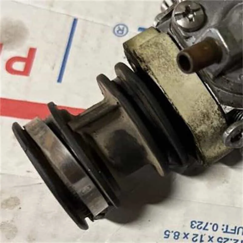 

BR600 ORIGINAL AIR INTAKE MANFOLD CARBURETOR INSULATOR 42821202200 42821412200 BR700 BR550 BR500 BLOWER OEM FLANGE BOOT ADAPTER