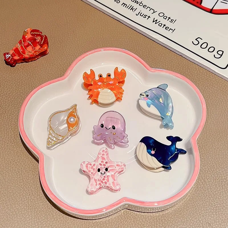 Kawaii Shark Hair Clip - Women's Marine Animal Theme Acrylic Acid Clips for Half Up Hairstyles, Non-Slip Cute Hair Accessories