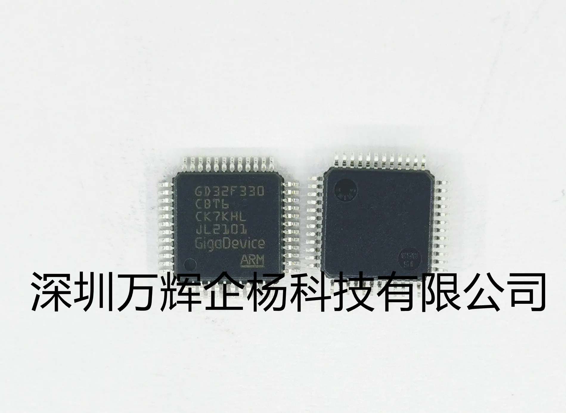 

GD32F330CBT6 Original LQFP64 4 4.4j