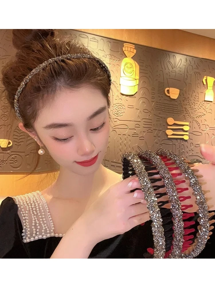 다이아몬드 및 높은 해골 머리띠 플록 풀, 미끄럼 방지 이빨 헤어 클립, 부러진 모발용 간단한 세안
