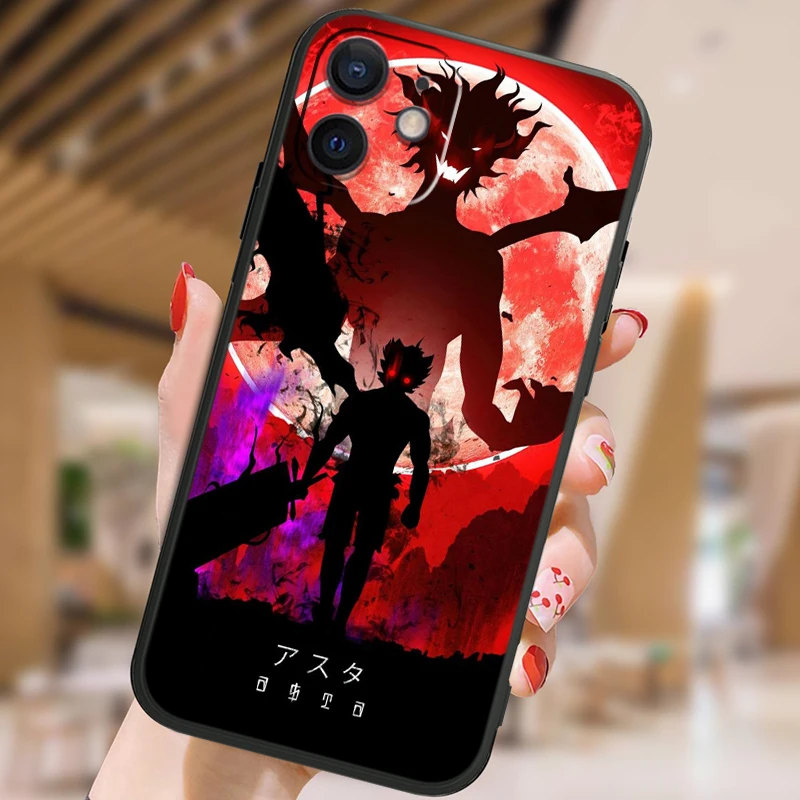thumbnail image 1 of Funda de silicona suave con trébol negro de Anime para Apple iPhone 15, 14, 13, 12 Mini, 11, XS, XR, X, 8, 7 Pro Max Plus, 1 of 5