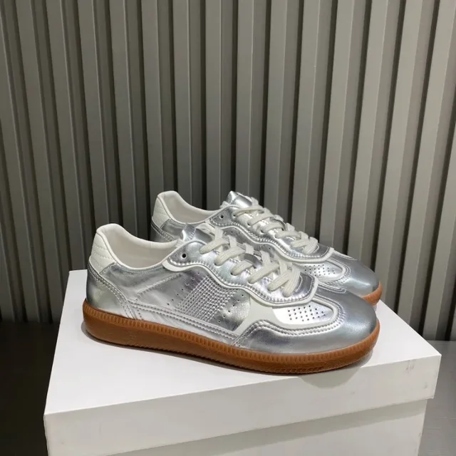 2024 Summer New Women's Outdoor Walking Shoes Leisure Sports Round Head Sewing Fashion Tennis Sneakers Light Running Trainers 1